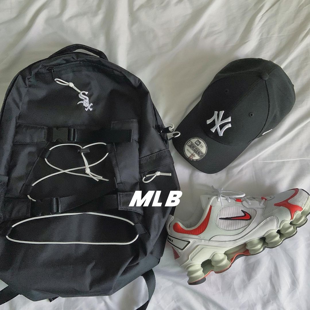 防护功能 H型 翻领 文字图案 印花 酱黑色  - VALI鞋履AI设计主图