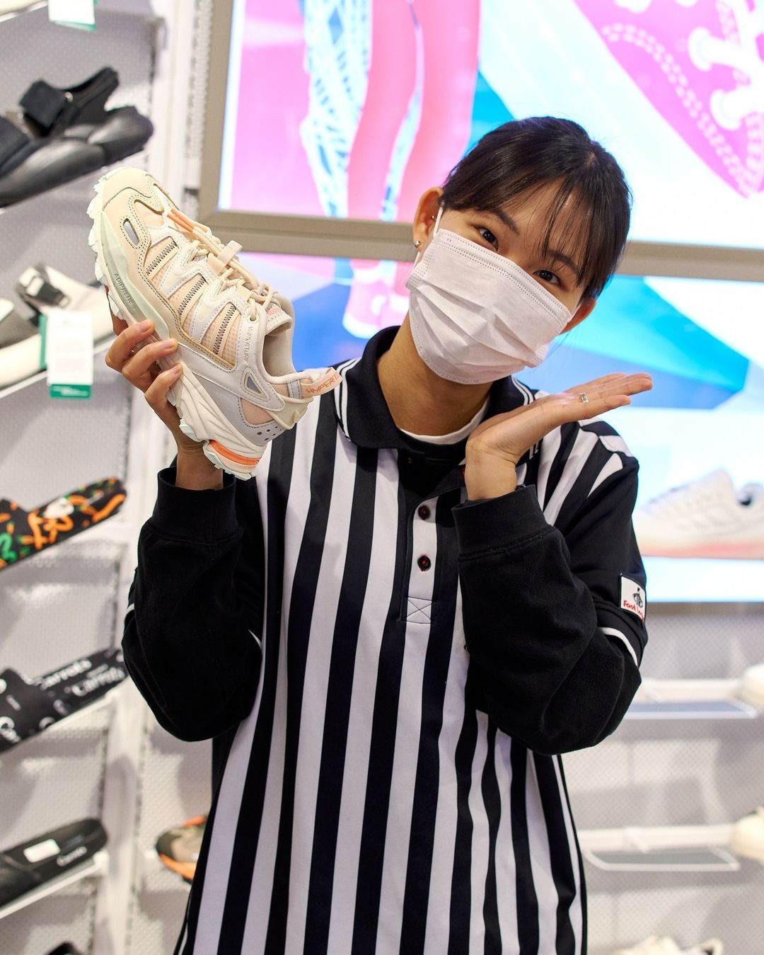 针织面料 H型 polo领 条纹/波纹 夜蓝色 基础扣饰  - VALI鞋履AI设计主图