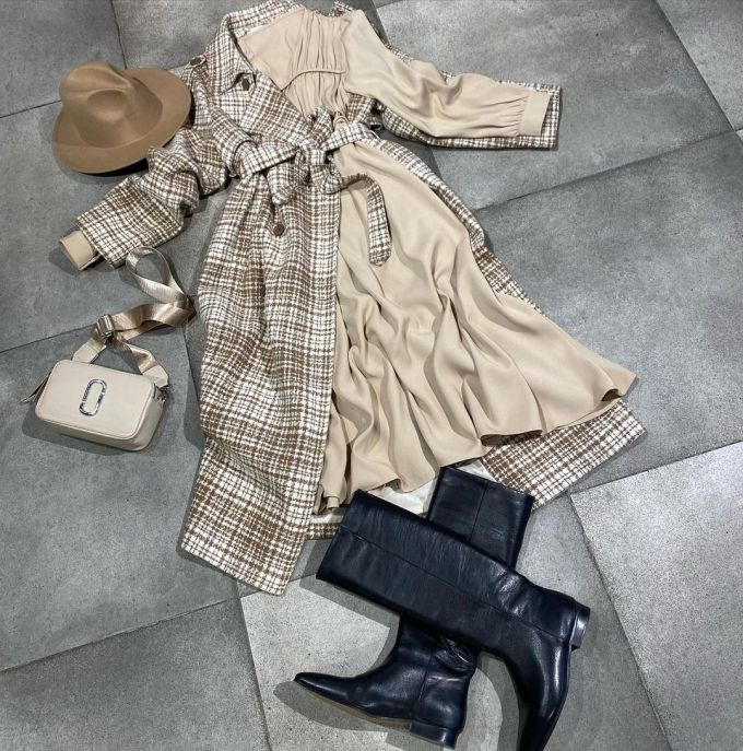 X型 格纹/菱格 打结-扭结 抽褶 拼接 天鹅白 沙色金币 本布腰带 基础扣饰 都市 