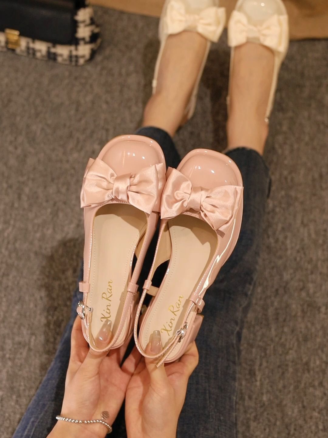 圆头 袢扣 中口鞋  - VALI鞋履AI设计主图