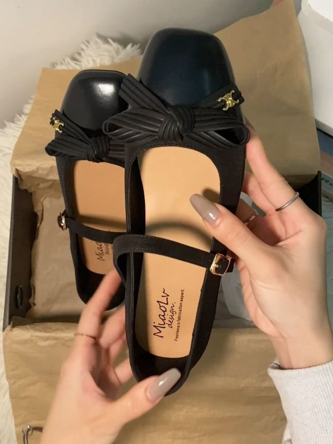 袢扣 浅口鞋 皮革 