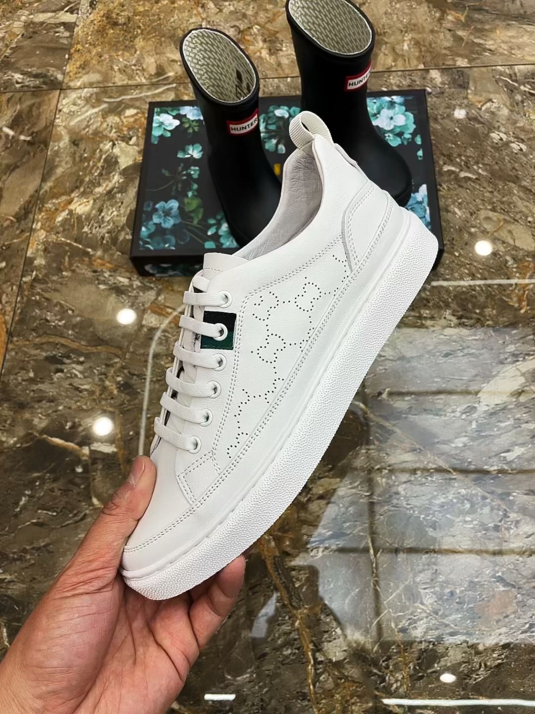 低帮 皮革  - VALI鞋履AI设计主图