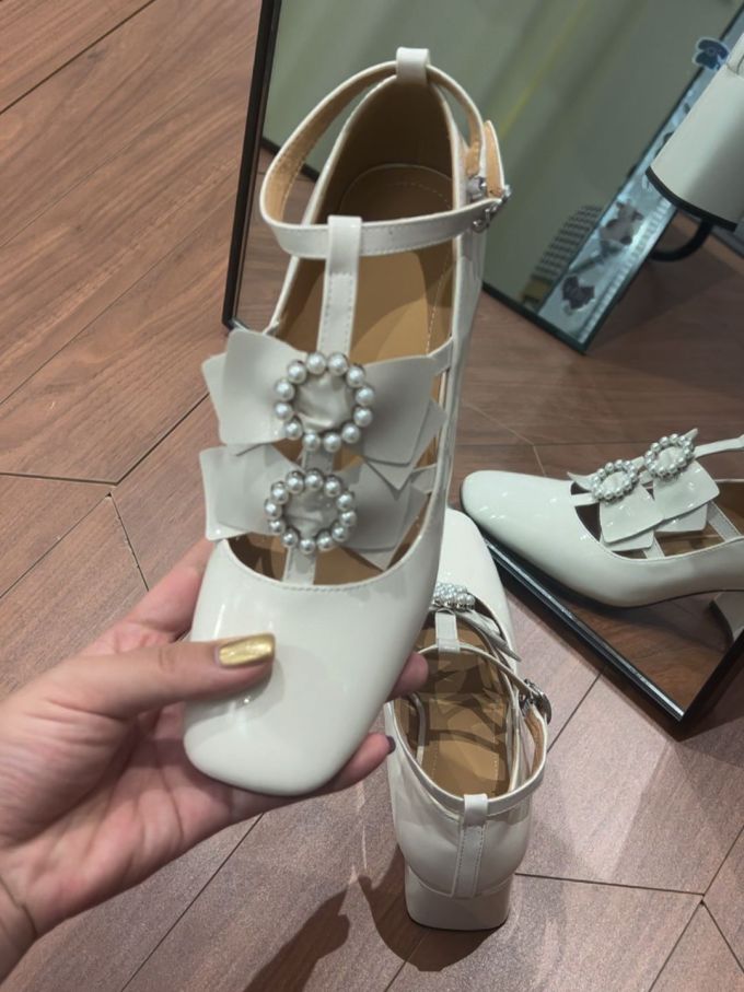 圆头 袢扣 中口鞋 皮革 