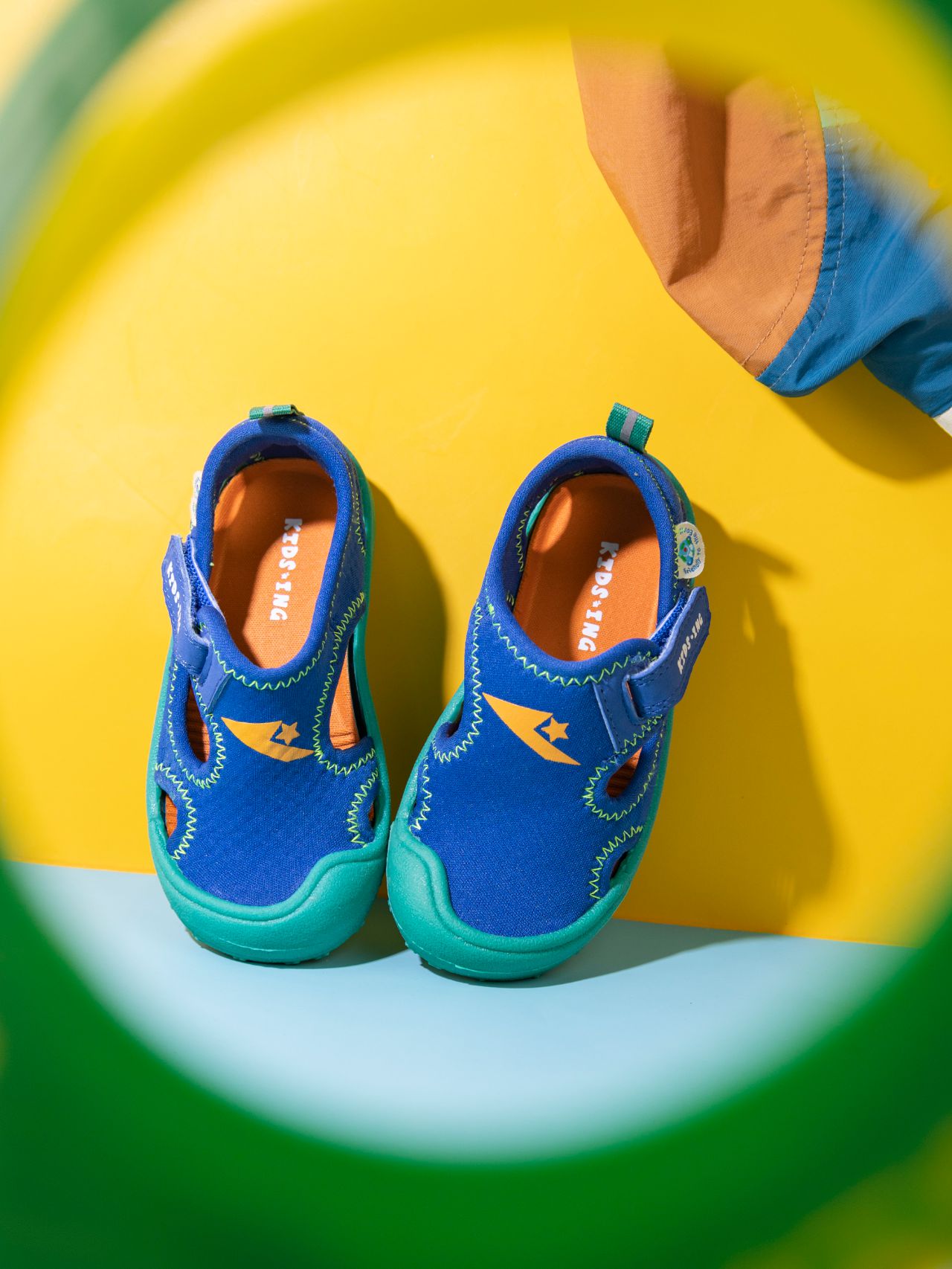 魔术贴  - VALI鞋履AI设计主图