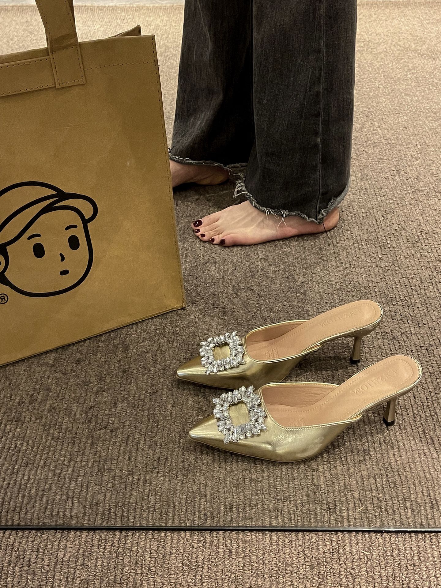 无帮 皮革  - VALI鞋履AI设计主图