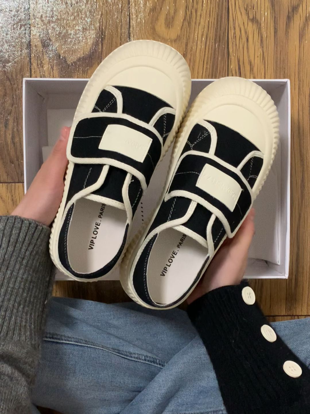 低帮  - VALI鞋履AI设计主图