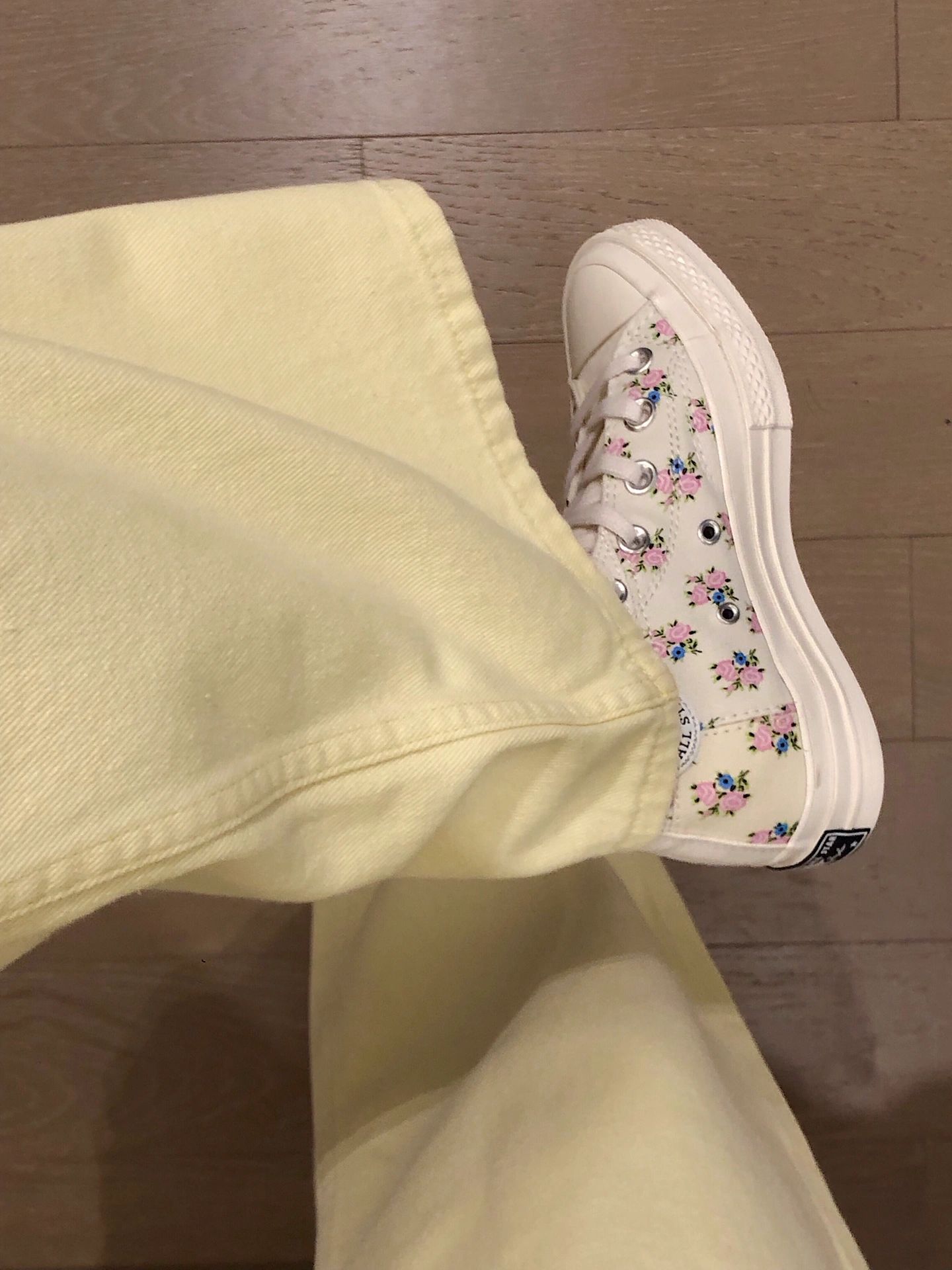  - VALI鞋履AI设计主图