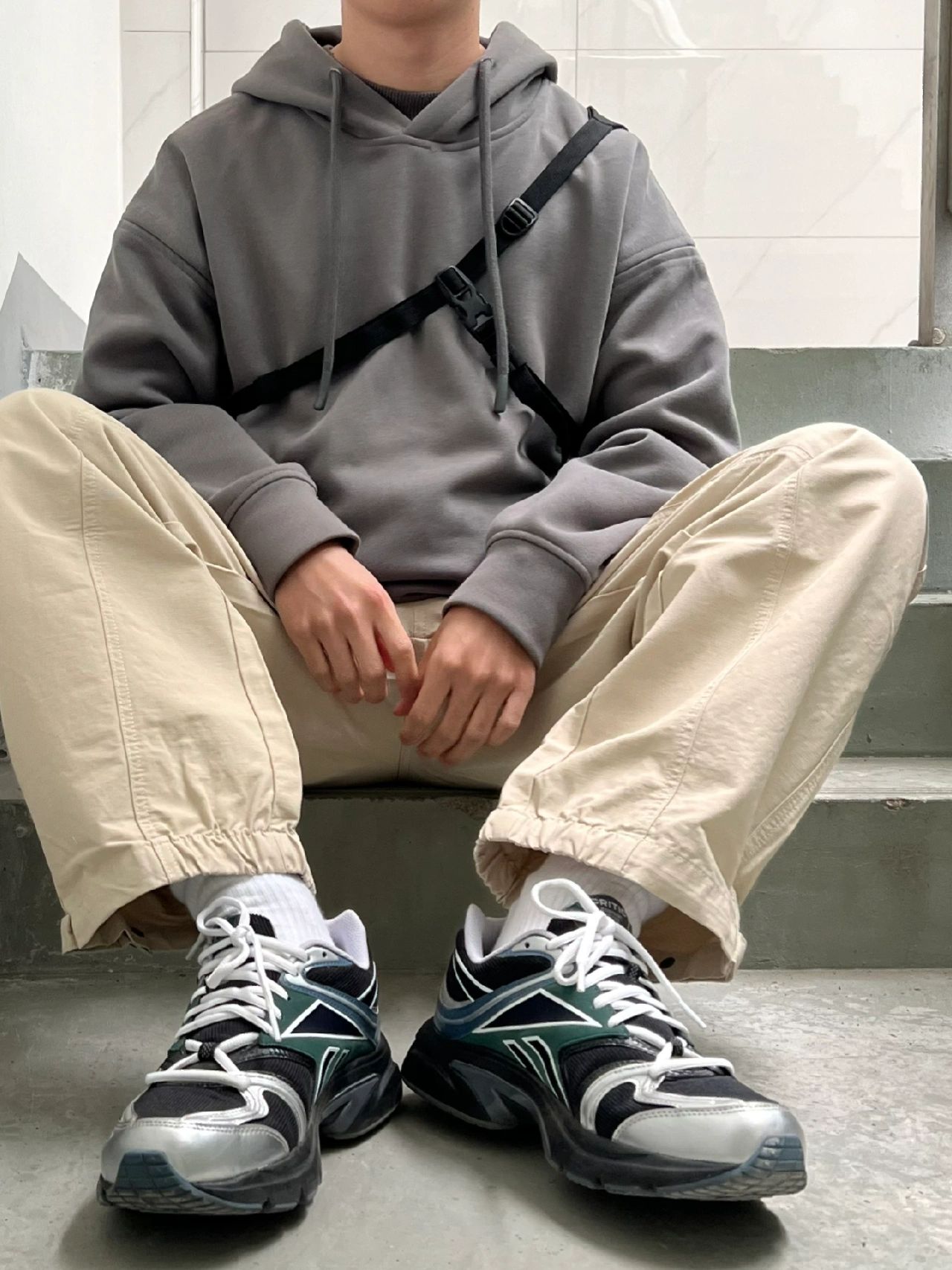 棉麻 抽褶 浅蜜黄 石灰华色 胡桃色 运动  - VALI鞋履AI设计主图