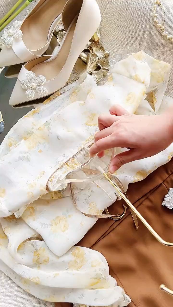 高跟 尖头 低帮 一脚蹬 浅口鞋  - VALI鞋履AI设计主图