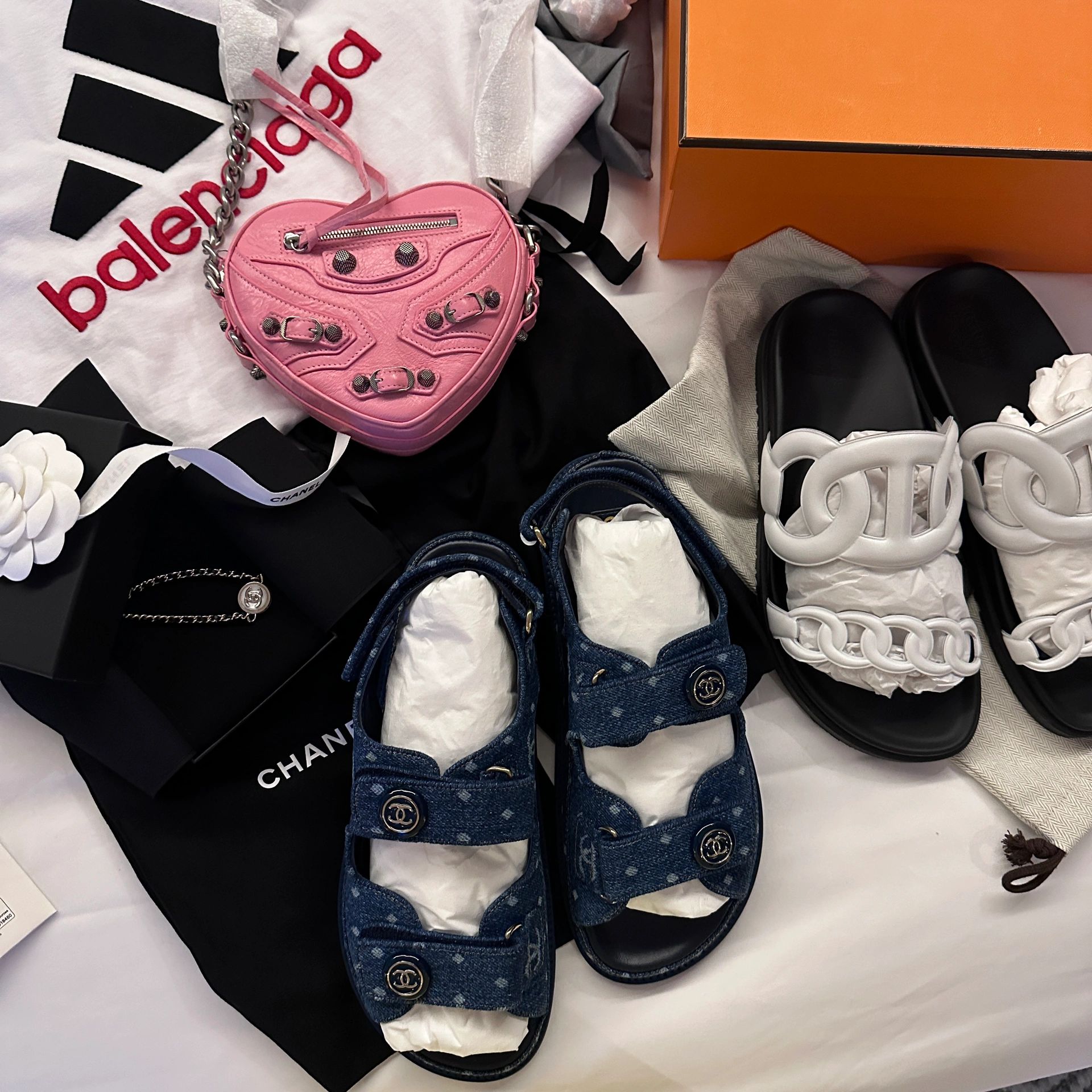 中口鞋 蕾丝 魔术贴  - VALI鞋履AI设计主图