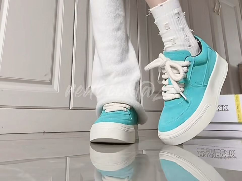 低帮 系带 皮革  - VALI鞋履AI设计主图