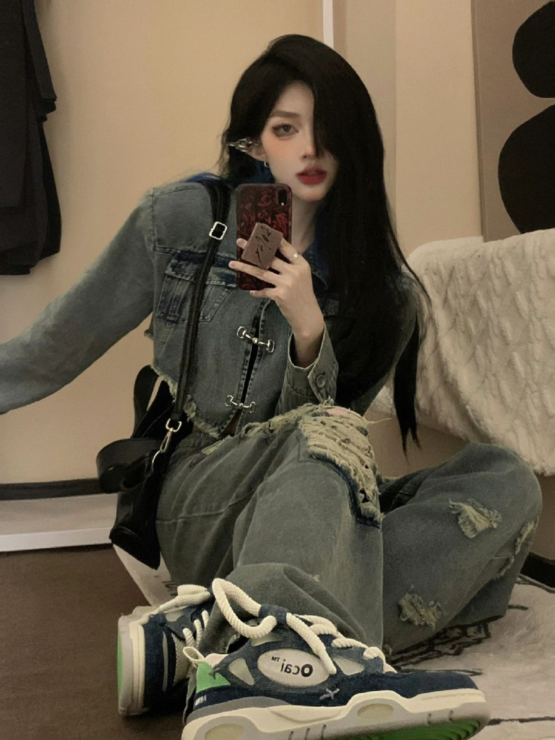 牛仔面料 洗水 毛边 松香色 基础扣饰  - VALI鞋履AI设计主图