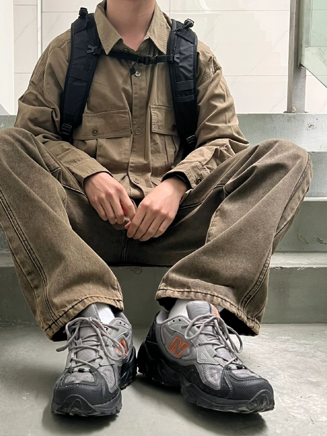 牛仔面料 洗水 榉树色 夜幕色 浅棕褐色 袋鼠色 基础扣饰  - VALI鞋履AI设计主图