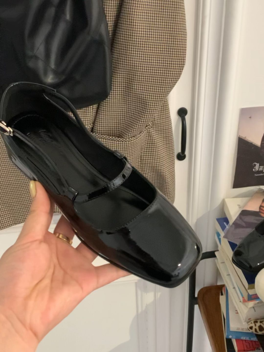 方头 皮革  - VALI鞋履AI设计主图