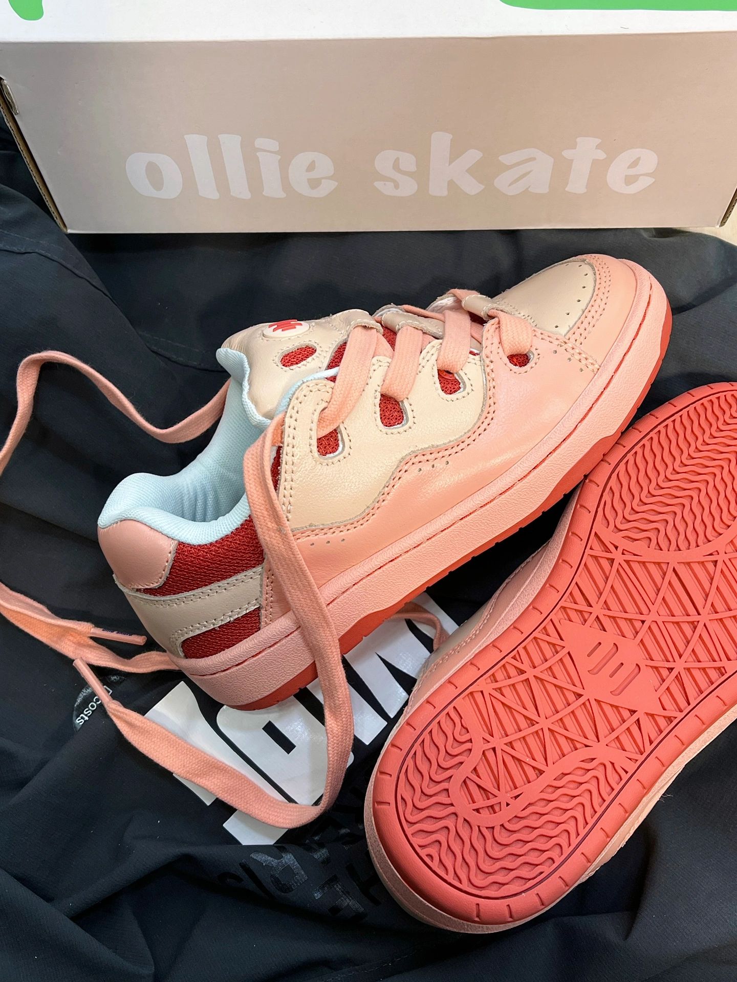 低帮 系带 皮革  - VALI鞋履AI设计主图