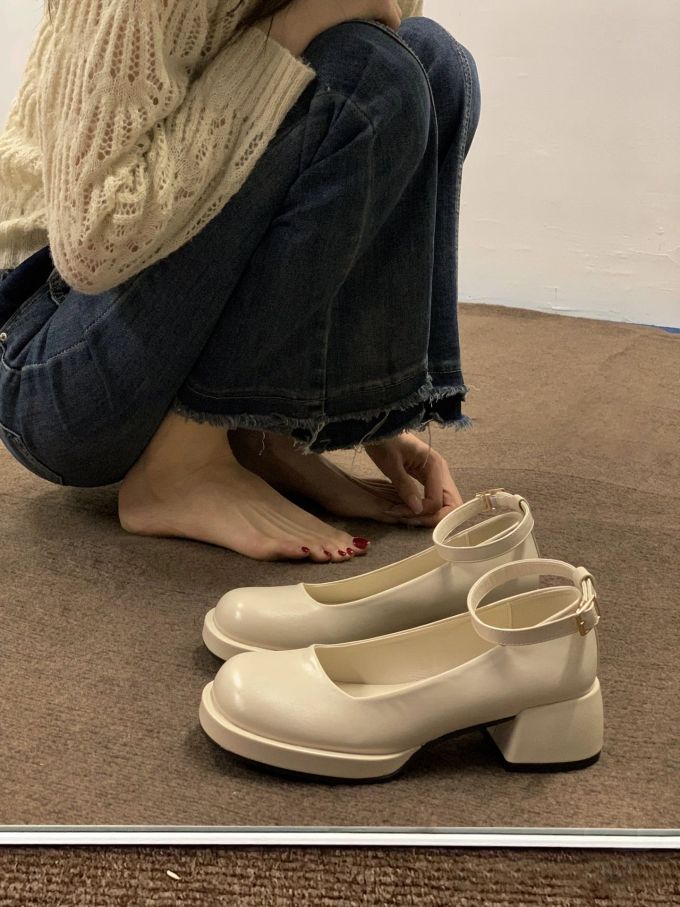 圆头 浅口鞋 皮革 