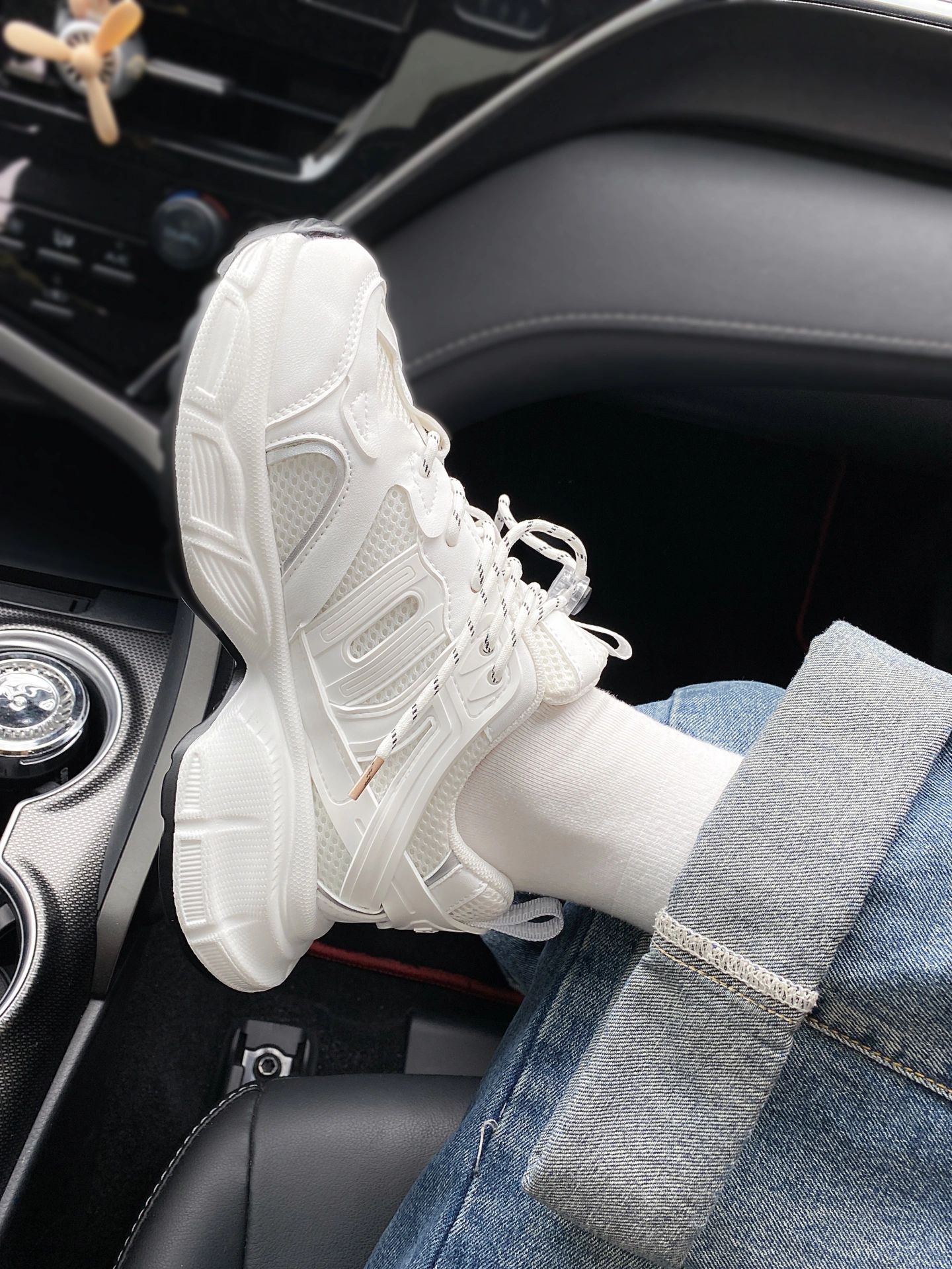 低帮 系带  - VALI鞋履AI设计主图