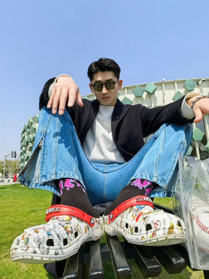 牛仔面料 A型 洗水 毛边 蓝黑色 