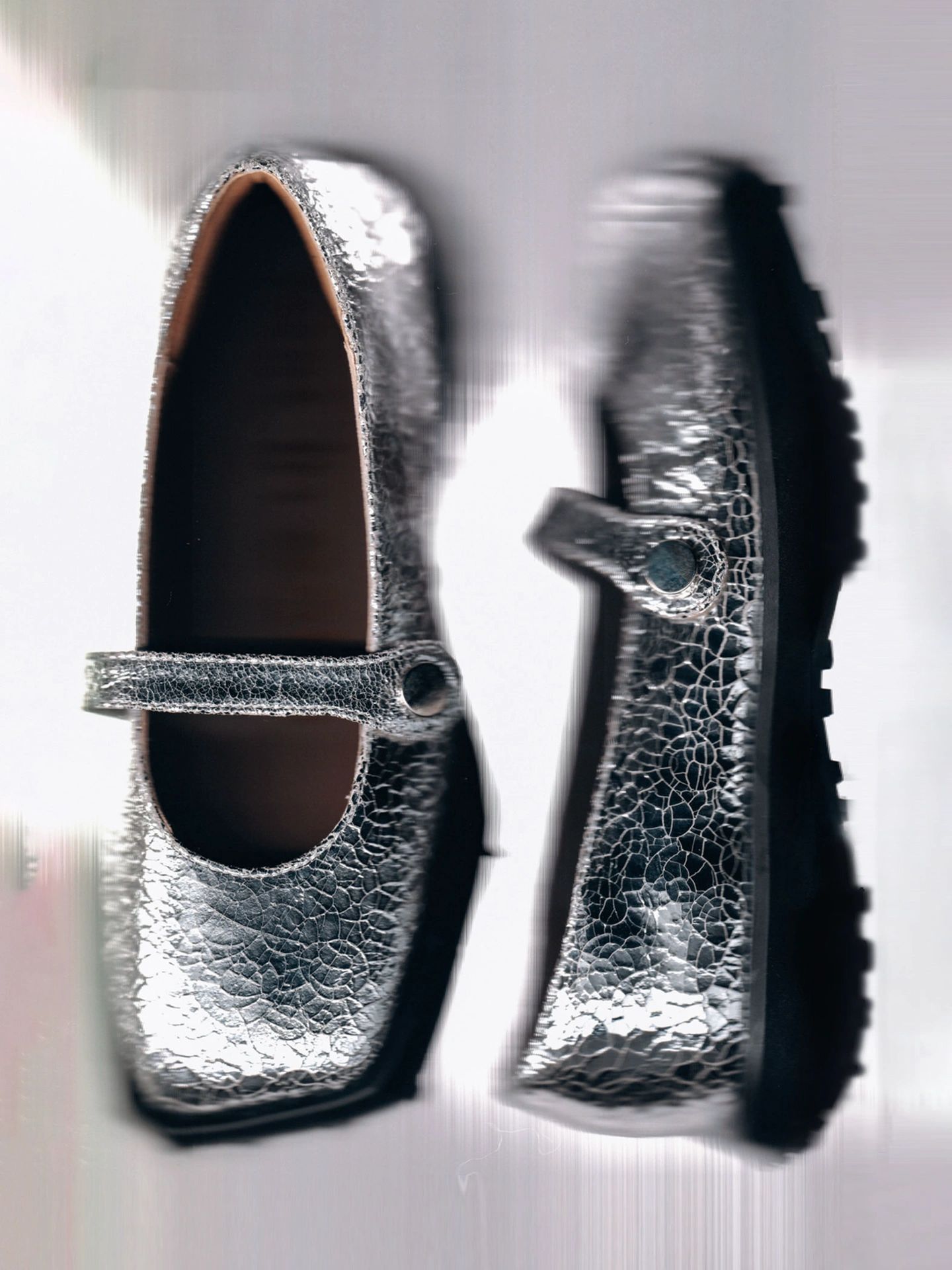  - VALI鞋履AI设计主图