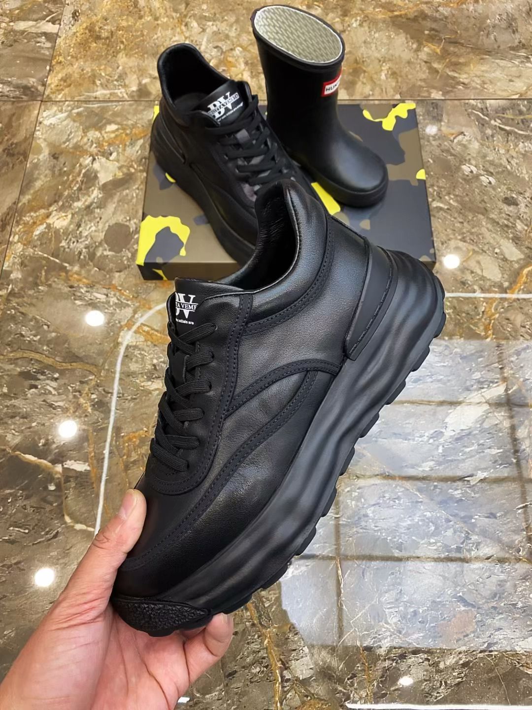 低帮 皮革  - VALI鞋履AI设计主图