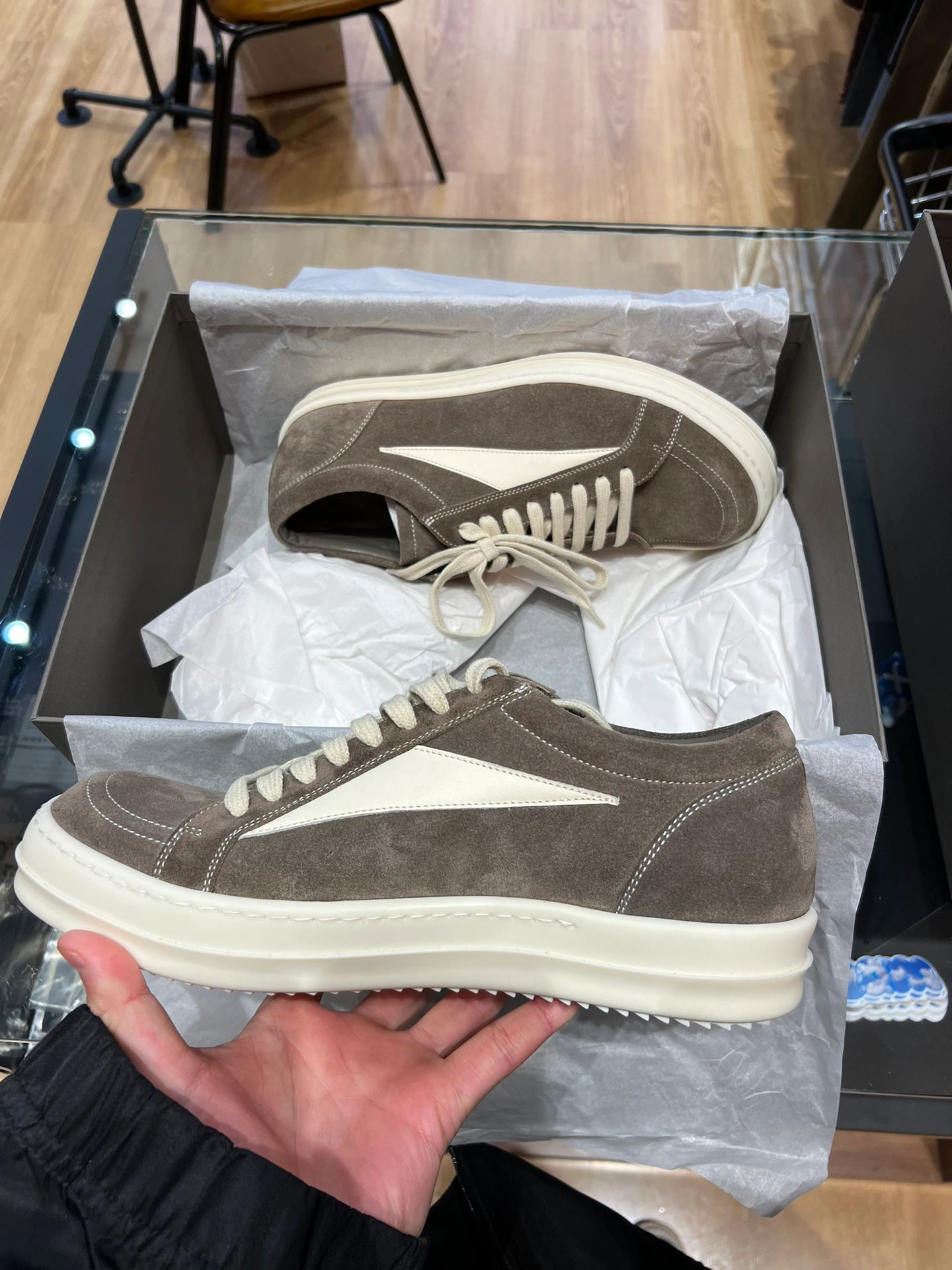 低帮 系带  - VALI鞋履AI设计主图