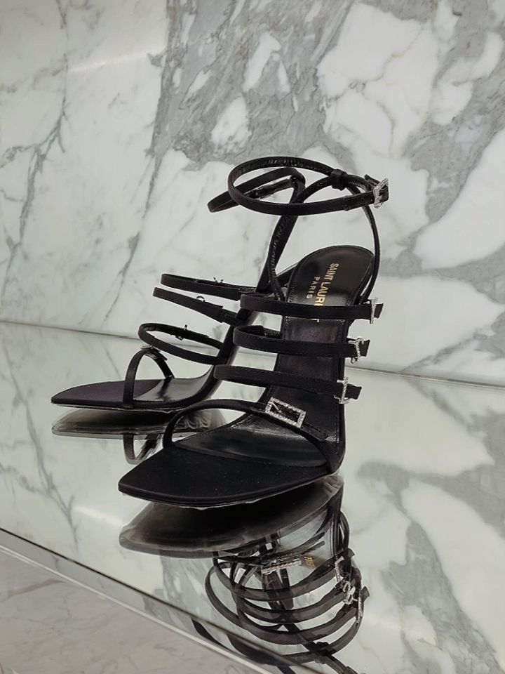 高跟 粗跟 无帮 袢扣 皮革  - VALI鞋履AI设计主图