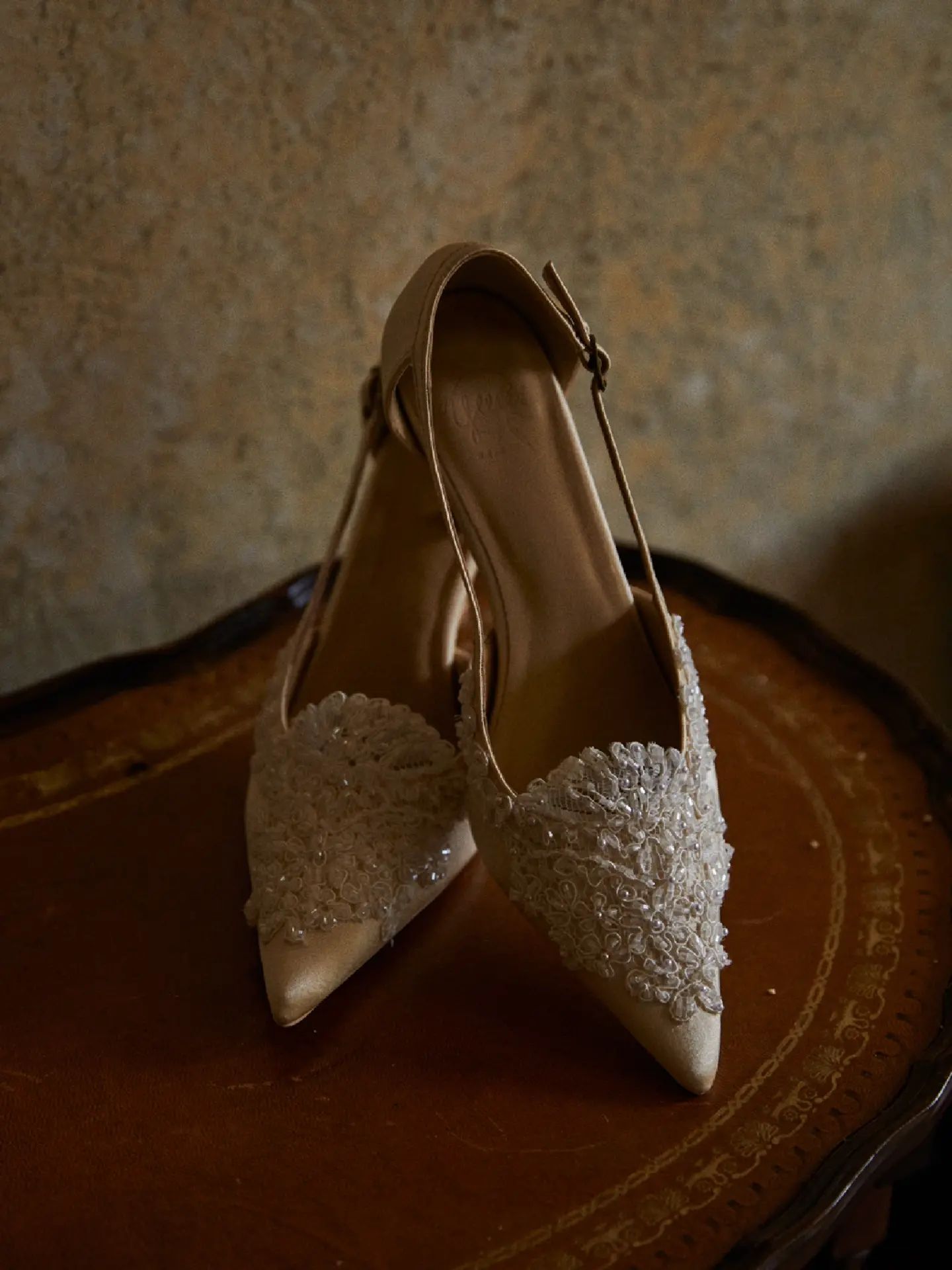 尖头 低帮 一脚蹬 浅口鞋  - VALI鞋履AI设计主图