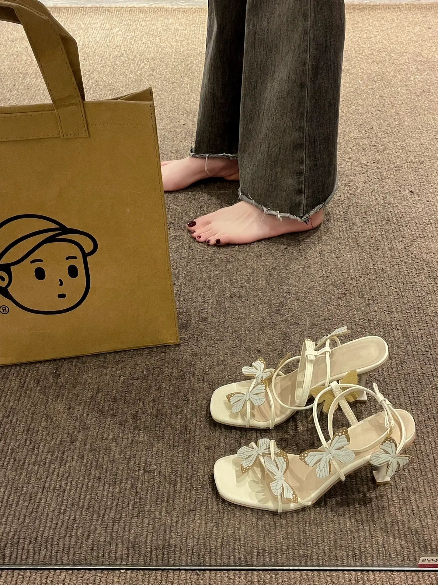 无帮 袢扣  - VALI鞋履AI设计主图