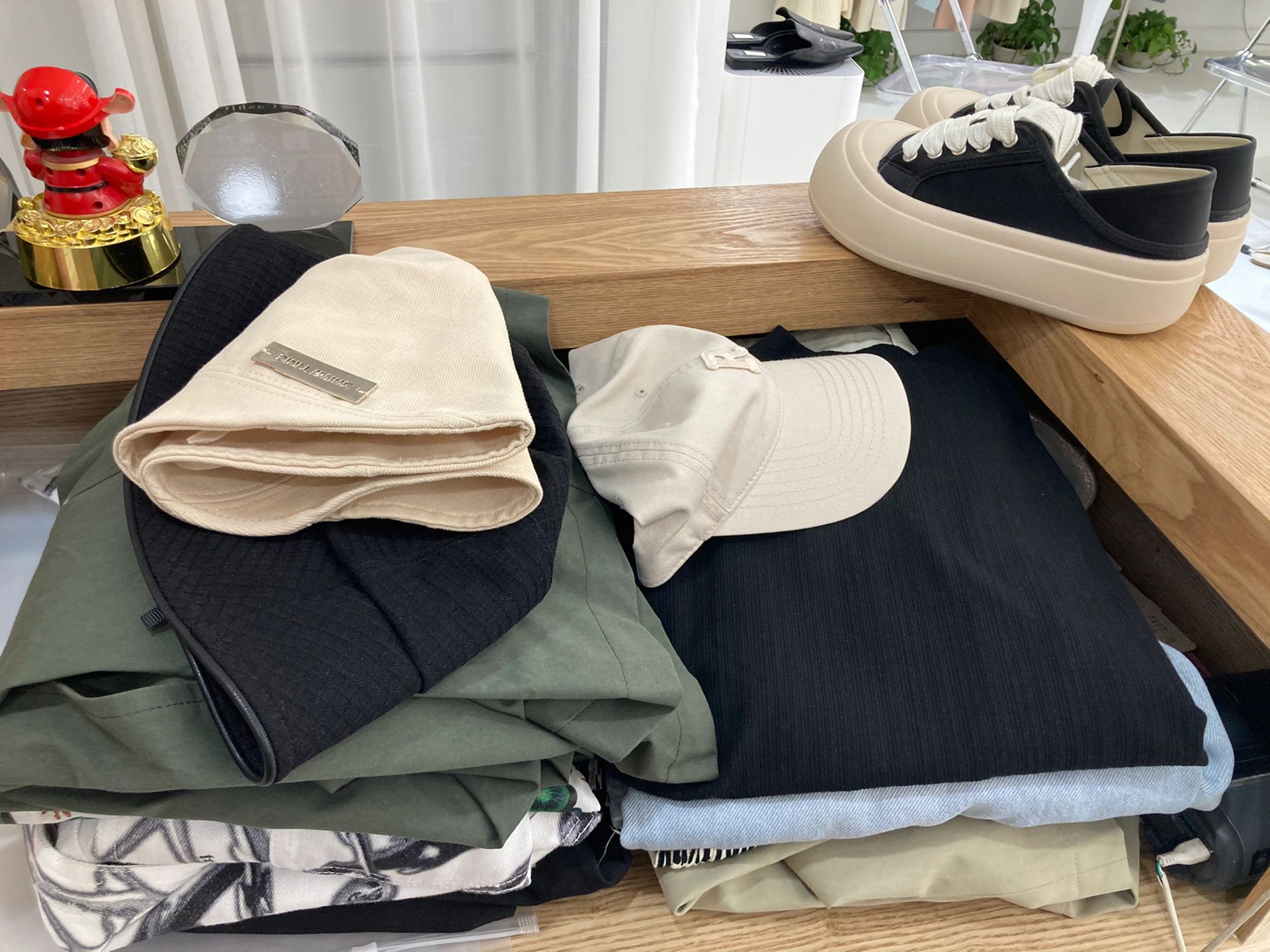 低帮  - VALI鞋履AI设计主图