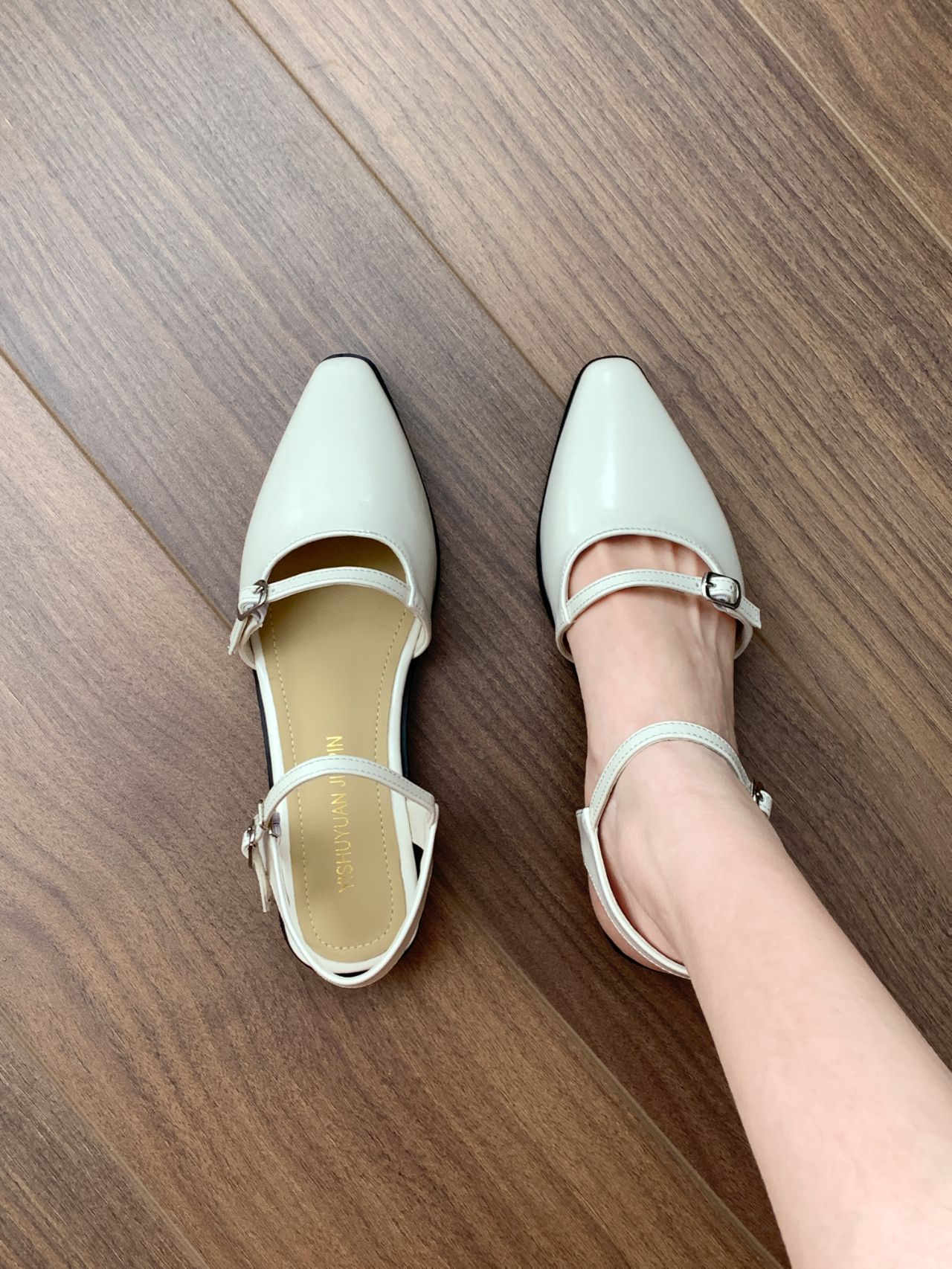 无帮 皮革  - VALI鞋履AI设计主图