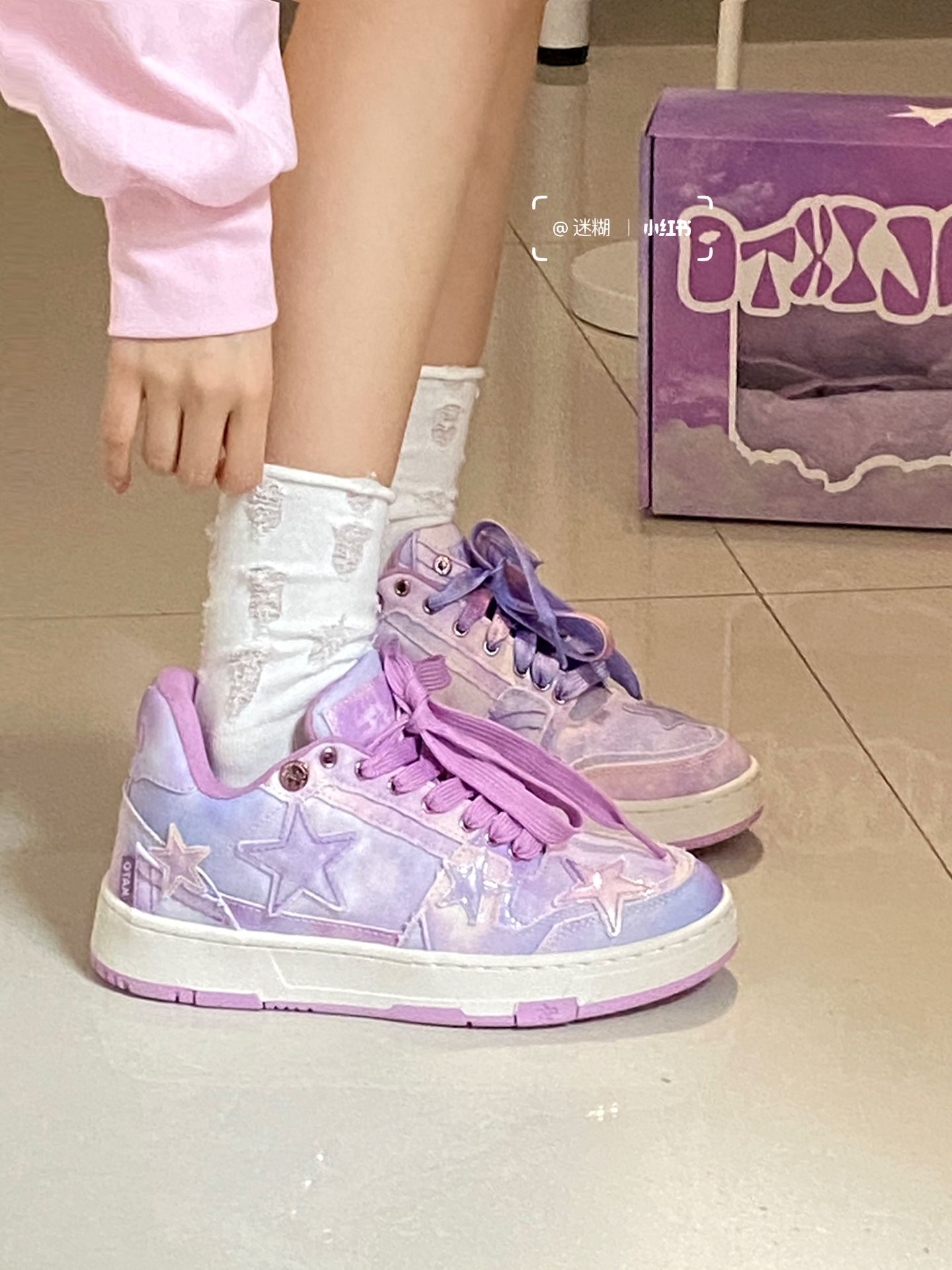 低帮 系带 皮革  - VALI鞋履AI设计主图