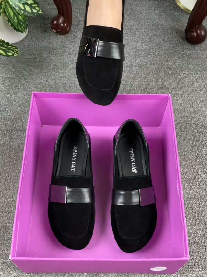 圆头 一脚蹬 深口鞋 皮革 