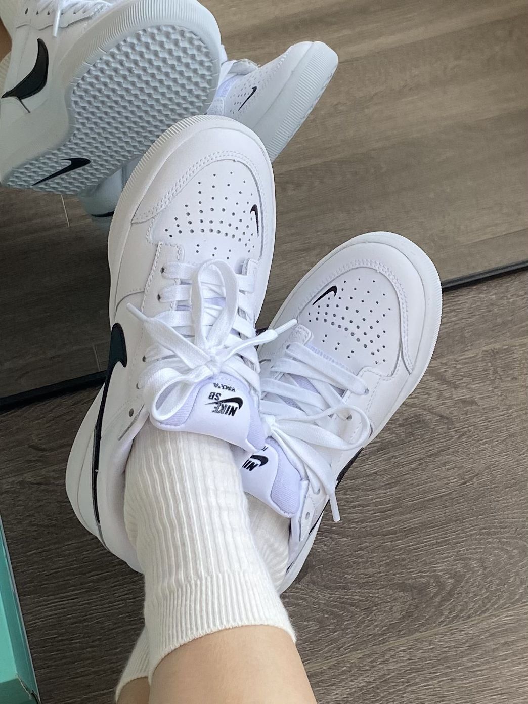 低帮 系带 皮革  - VALI鞋履AI设计主图