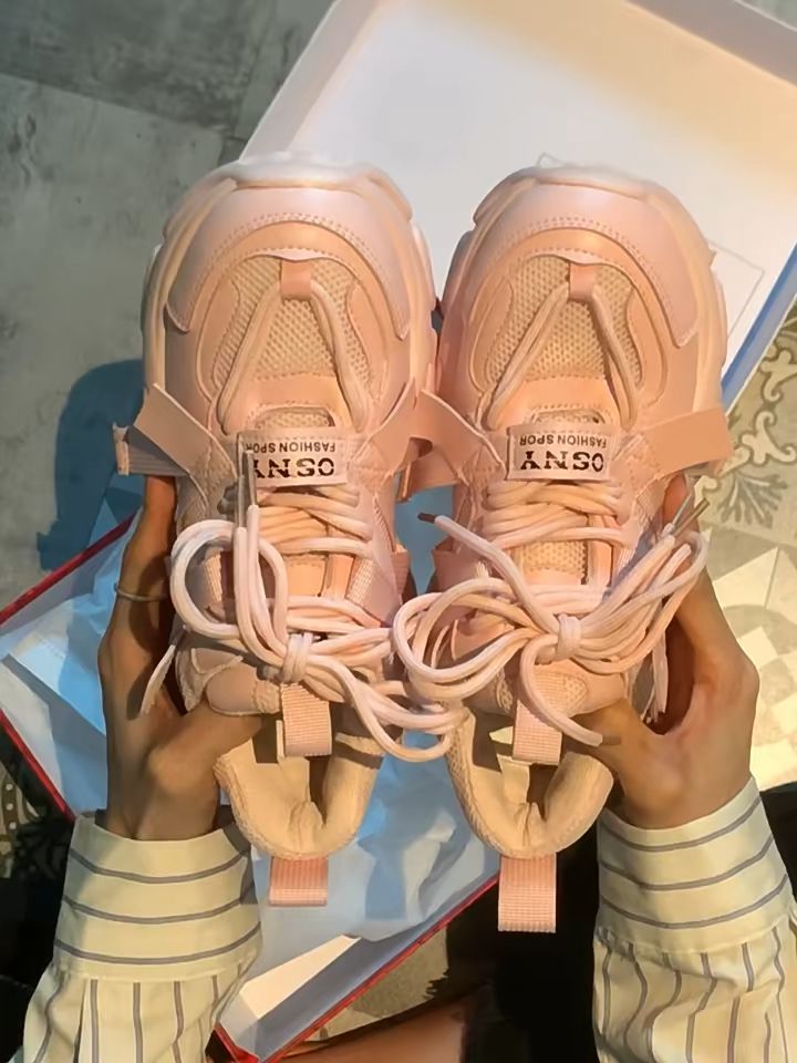 圆头 系带 深口鞋  - VALI鞋履AI设计主图