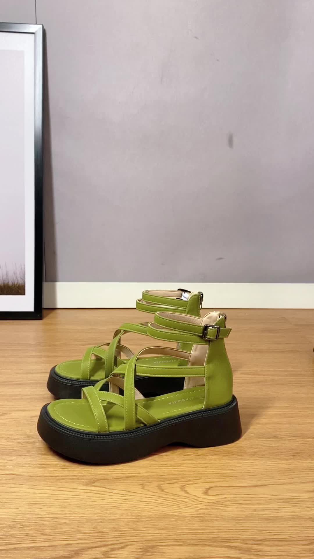 粗跟 中跟 圆头 低帮 袢扣 中口鞋 皮革  - VALI鞋履AI设计主图