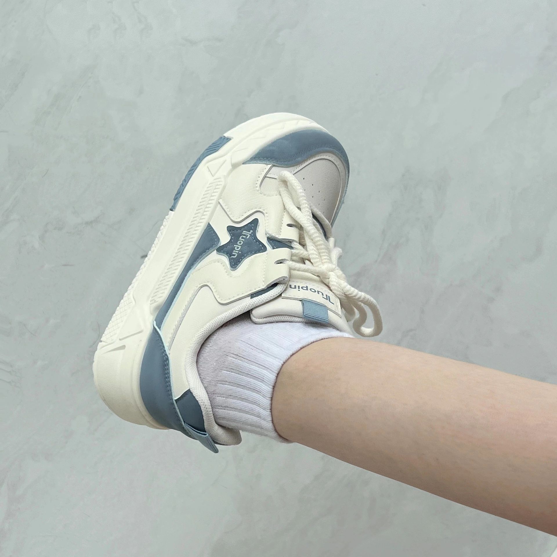 低帮 系带  - VALI鞋履AI设计主图