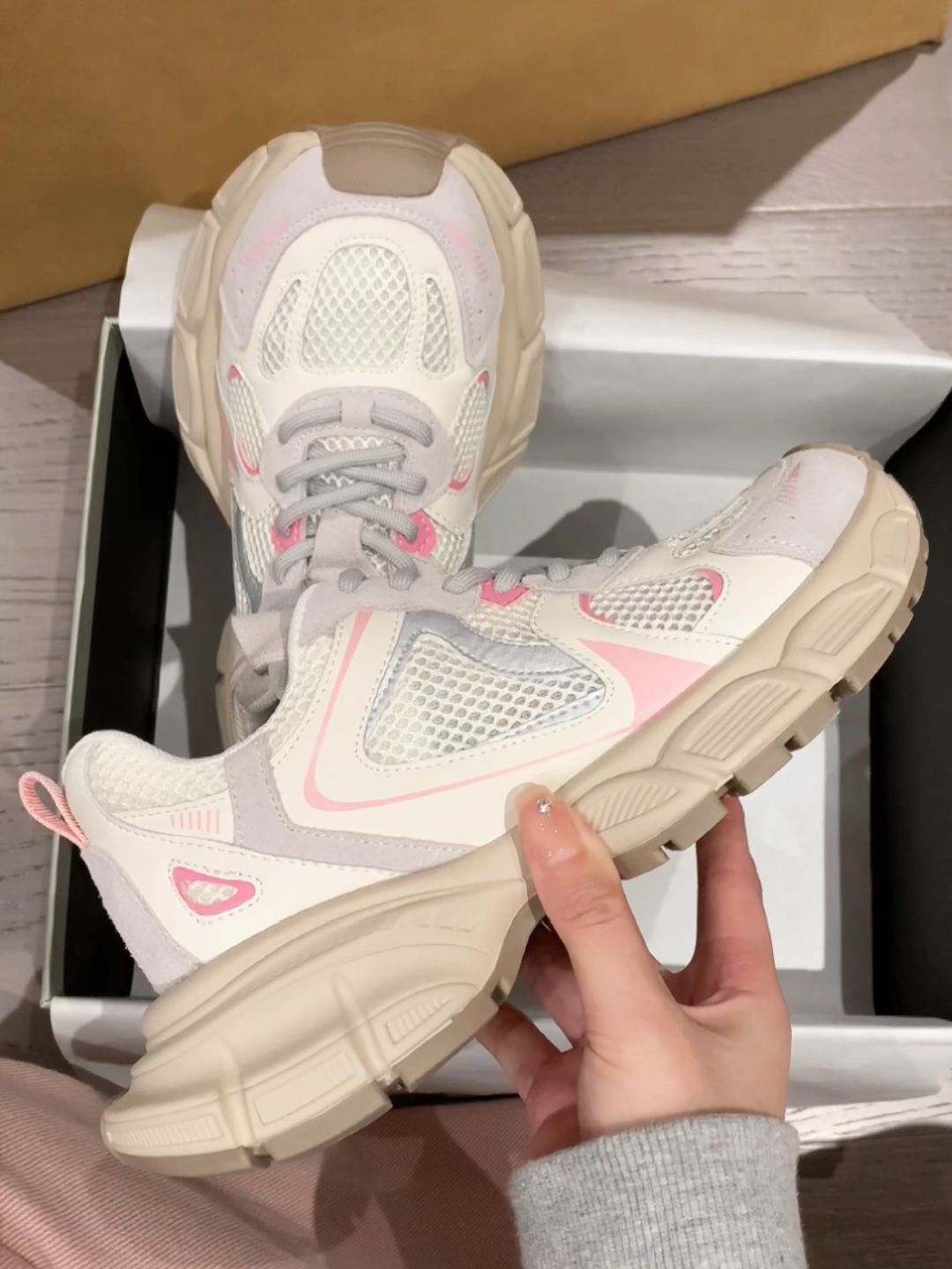 低帮  - VALI鞋履AI设计主图