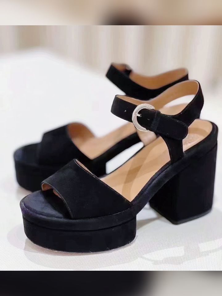 高跟 粗跟 无帮 袢扣 皮革  - VALI鞋履AI设计主图