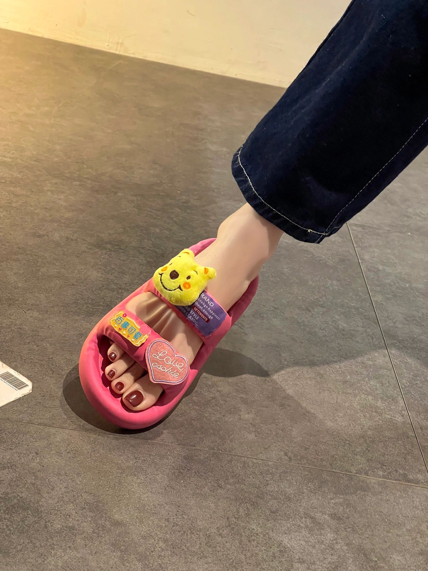 无帮  - VALI鞋履AI设计主图