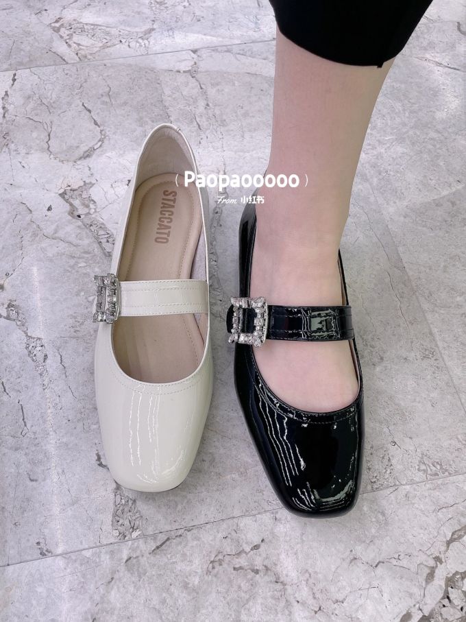 方头 浅口鞋 皮革 