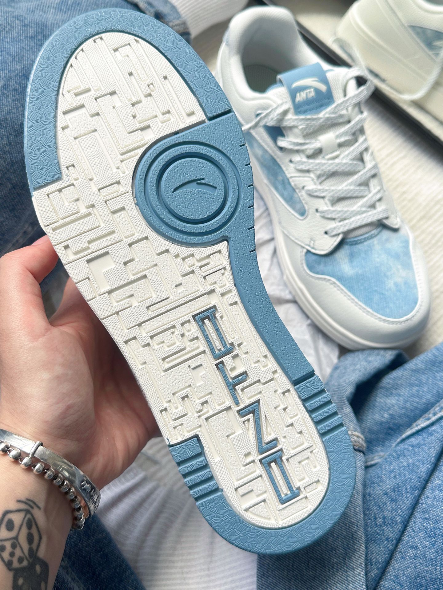 性感  - VALI鞋履AI设计主图