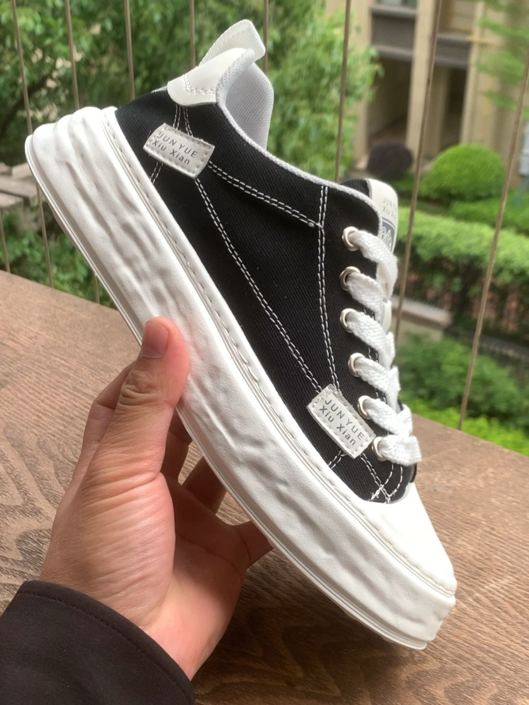 低帮 松紧带  - VALI鞋履AI设计主图