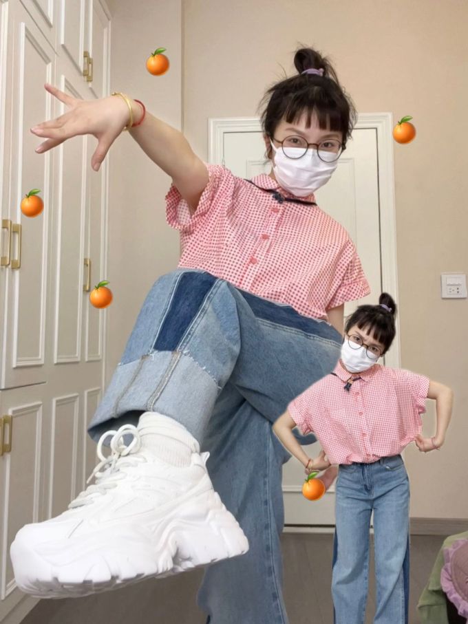 牛仔面料 撞色/渐变 拼接 洗水 中国蓝 墨色 洗水蓝 甜妹风 甜美 