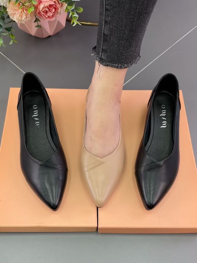 尖头 一脚蹬 浅口鞋 皮革 