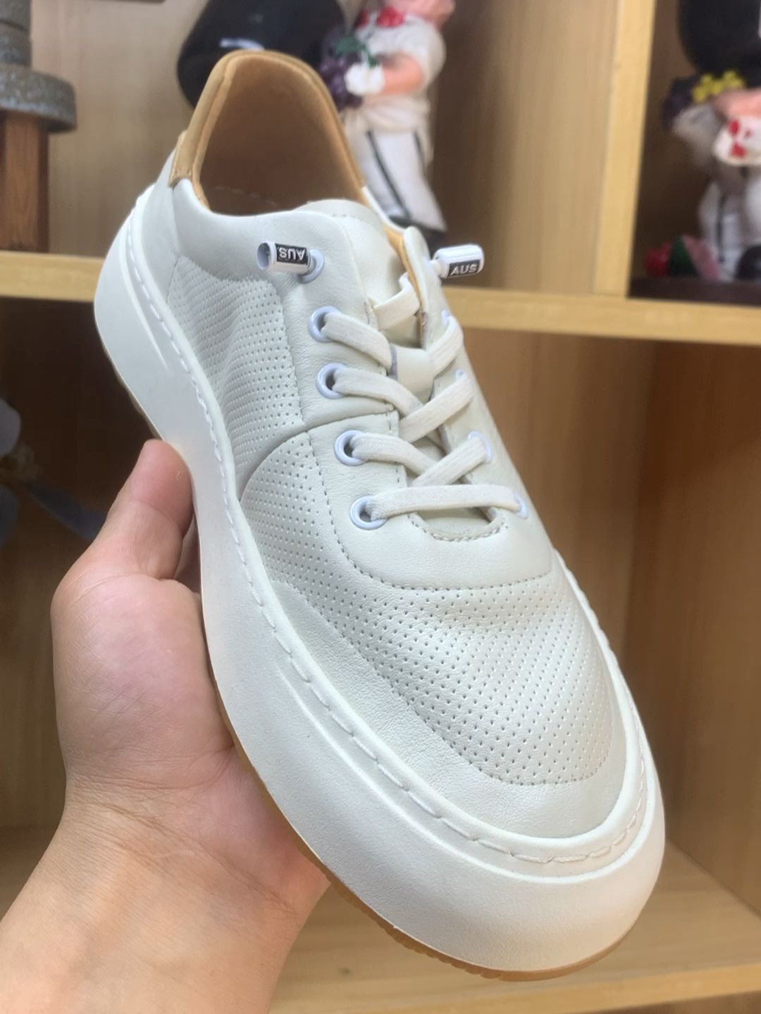 低帮 松紧带 皮革  - VALI鞋履AI设计主图