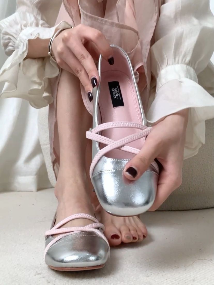 圆头 松紧带 浅口鞋 皮革  - VALI鞋履AI设计主图