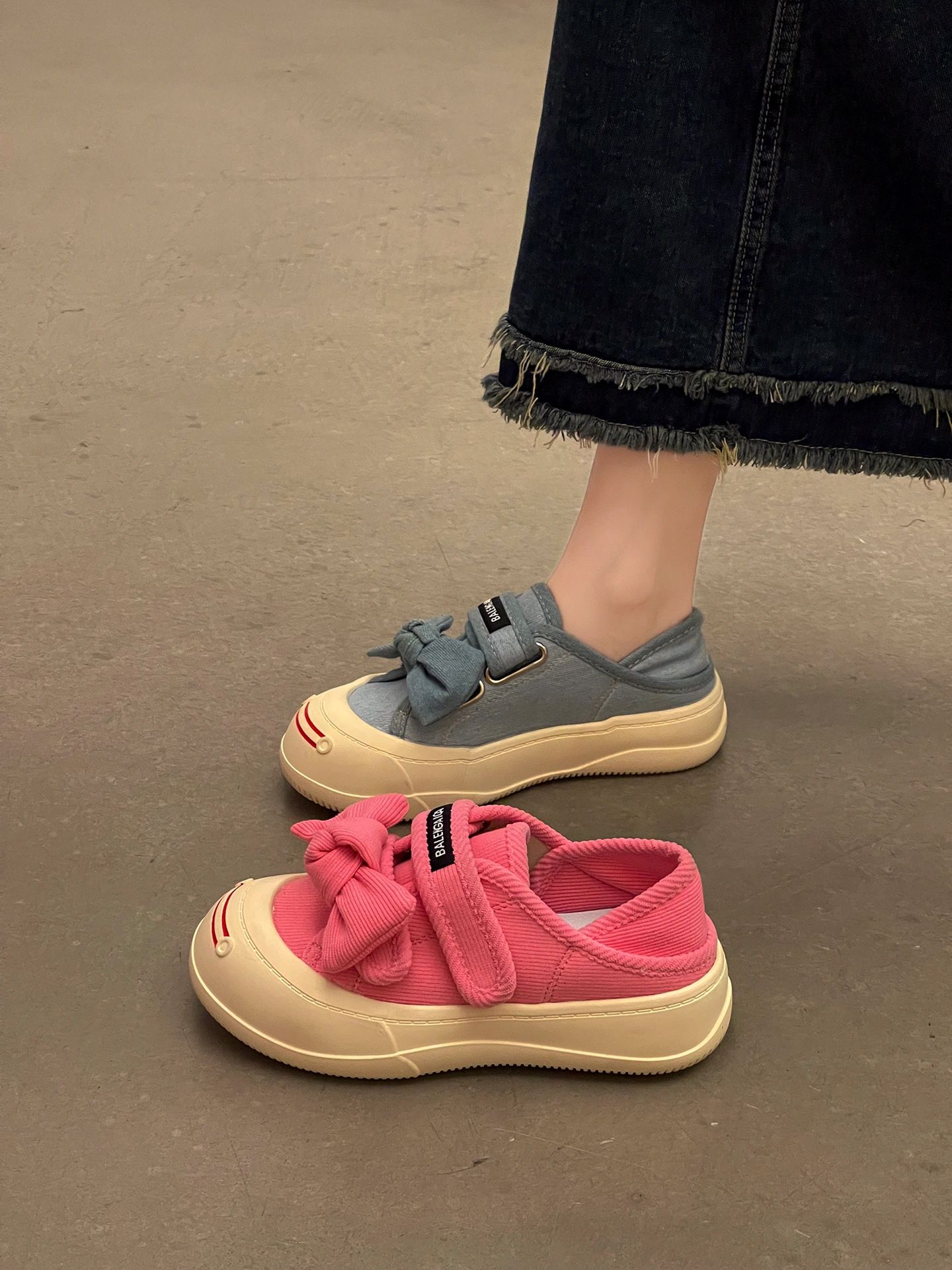 低帮 系带 魔术贴  - VALI鞋履AI设计主图