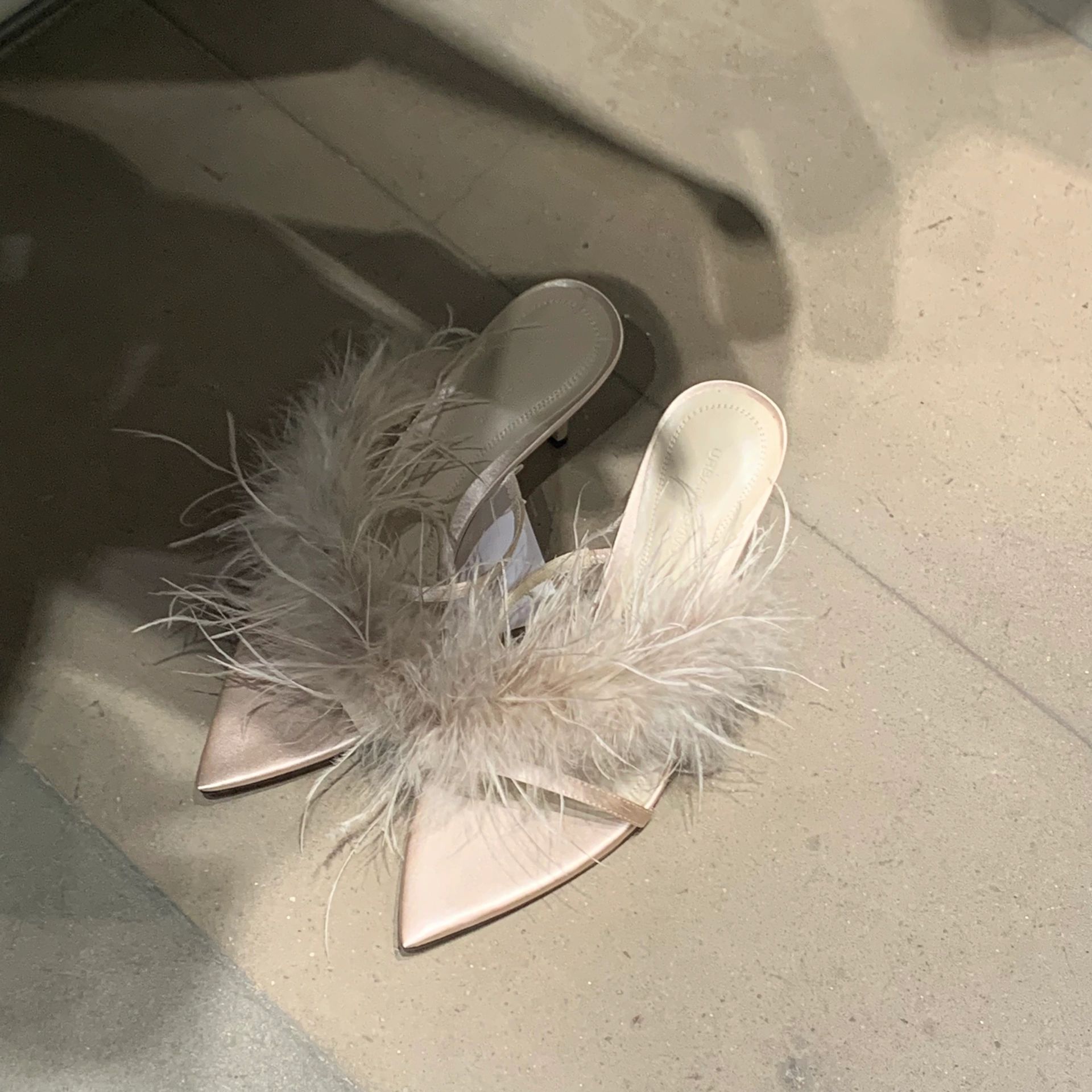 无帮  - VALI鞋履AI设计主图