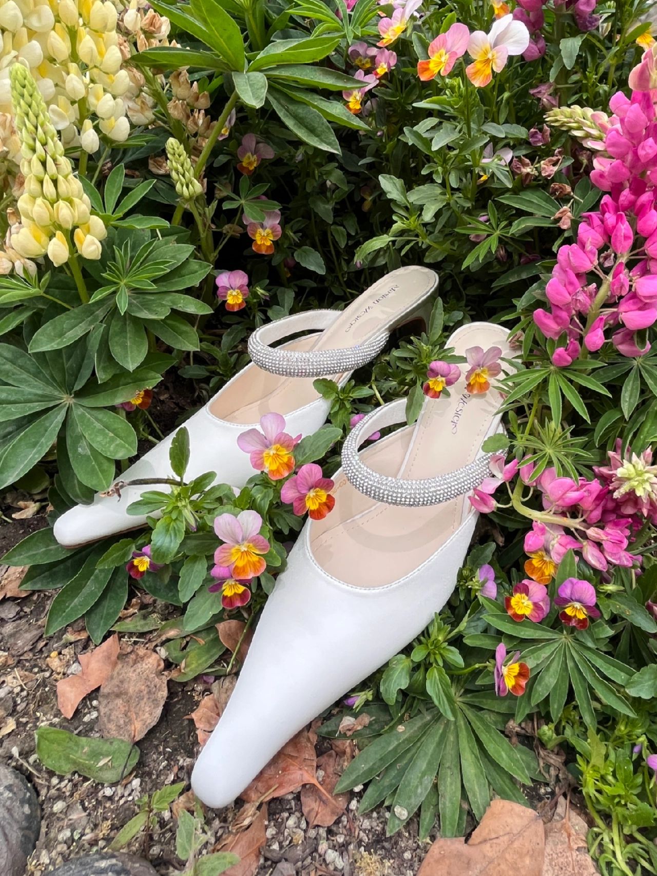 高跟 细跟 无帮 皮革  - VALI鞋履AI设计主图