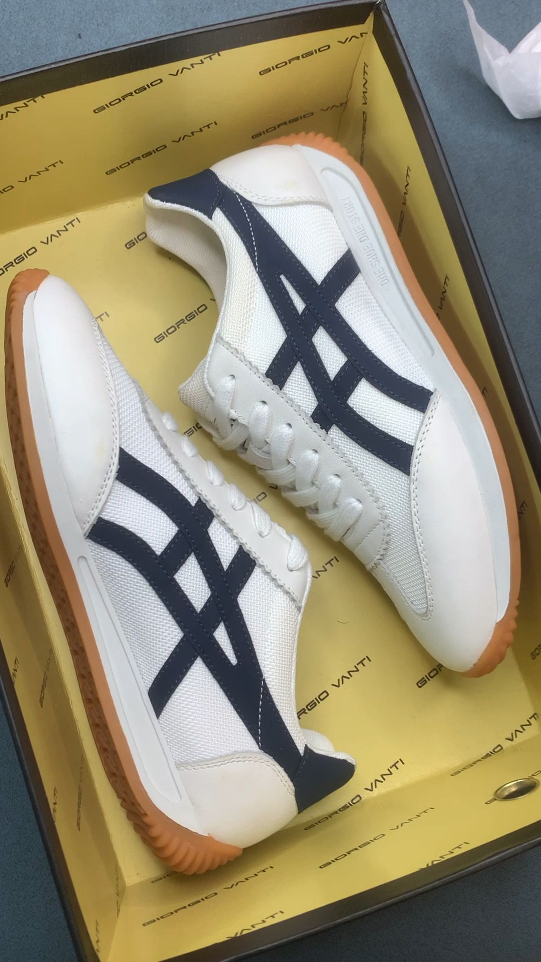 低帮 系带  - VALI鞋履AI设计主图